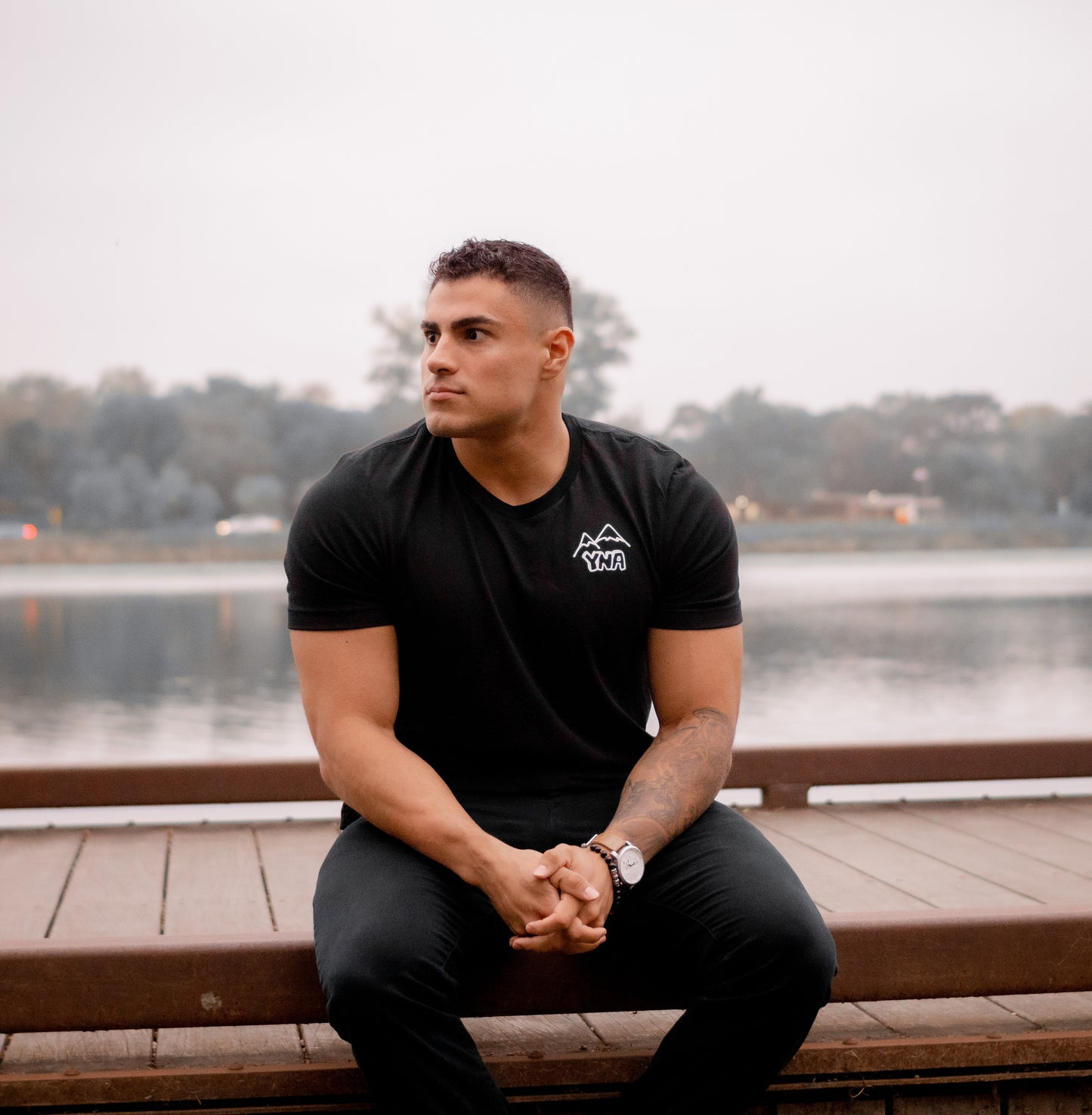 BLACK T-SHIRT